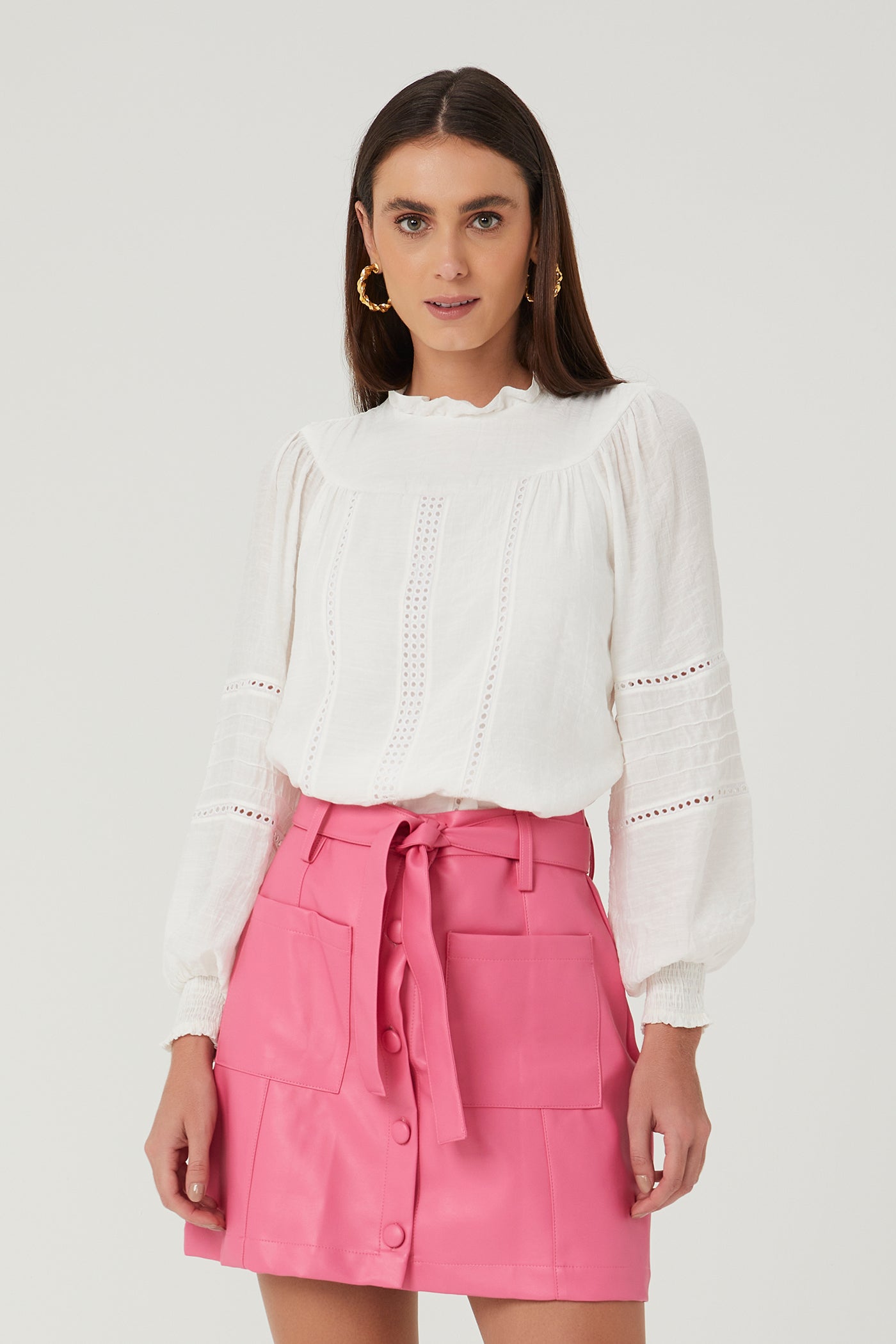 Blusa detalhe renda off white Fato Básico - FATO BÁSICO