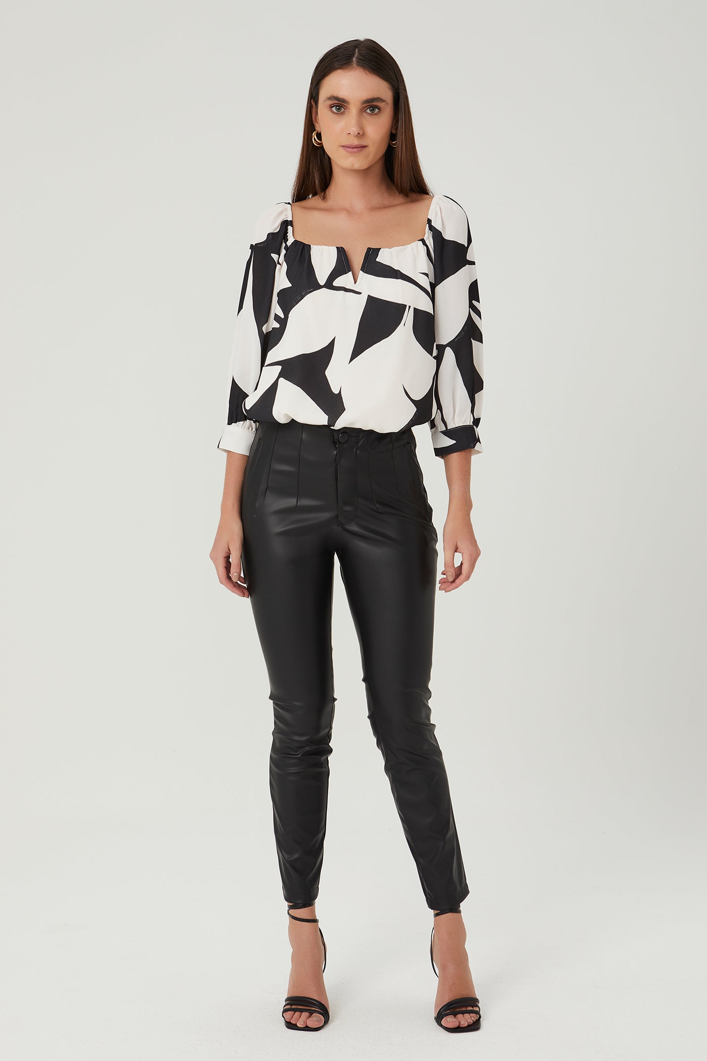 Blusa estampada 3/4 preto Fato Básico - FATO BÁSICO