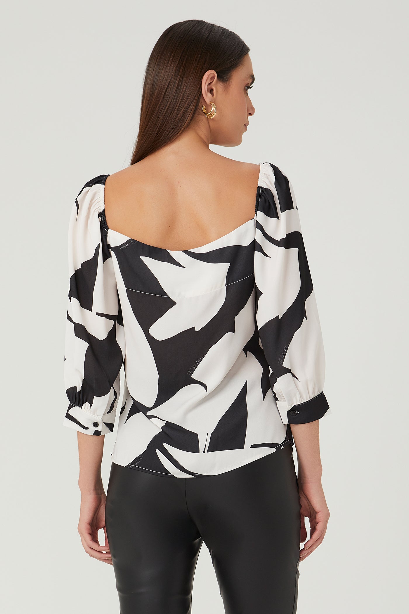 Blusa estampada 3/4 preto Fato Básico - FATO BÁSICO