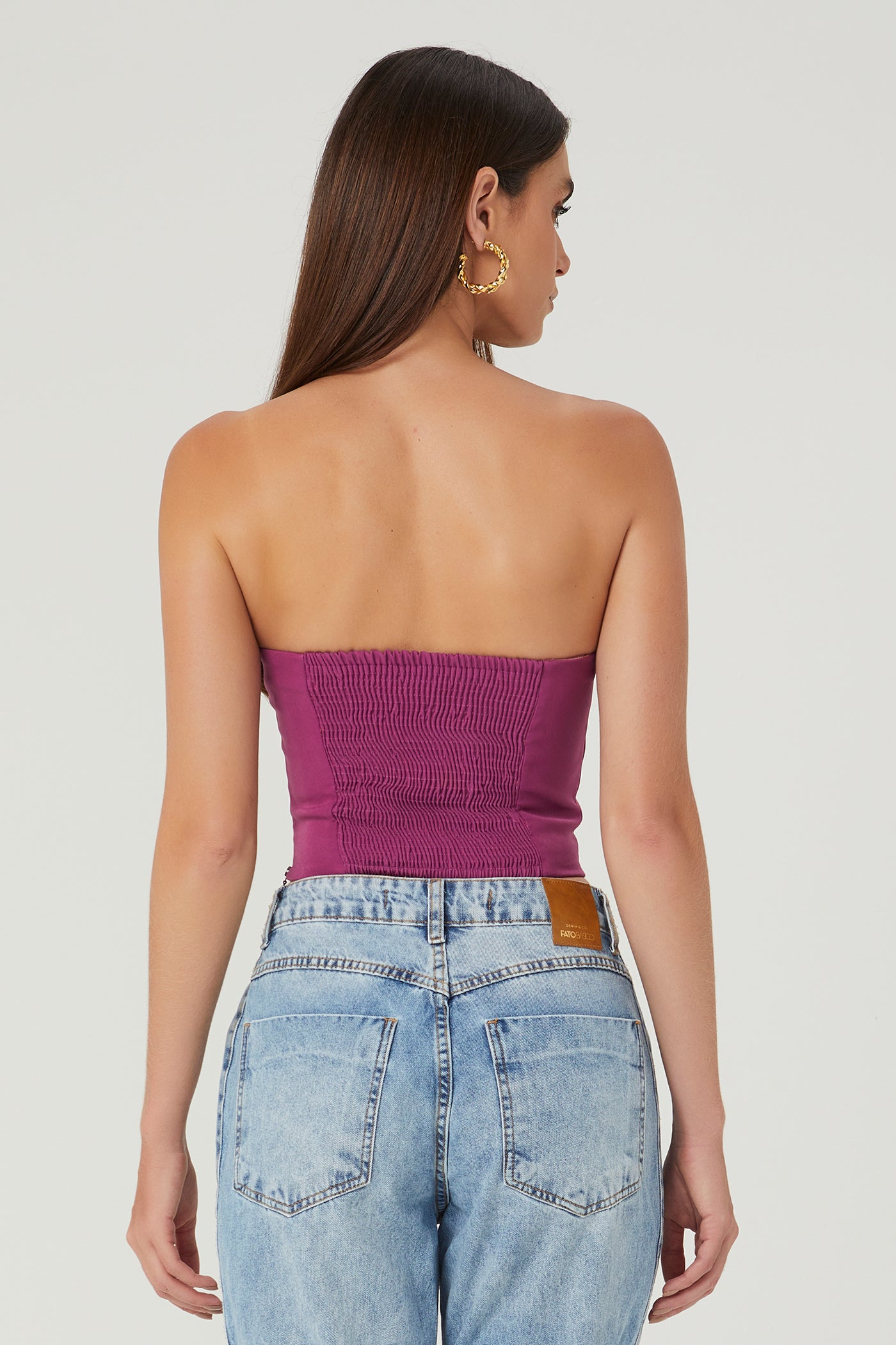Blusa cropped estruturada sem alça roxo Fato Básico - FATO BÁSICO