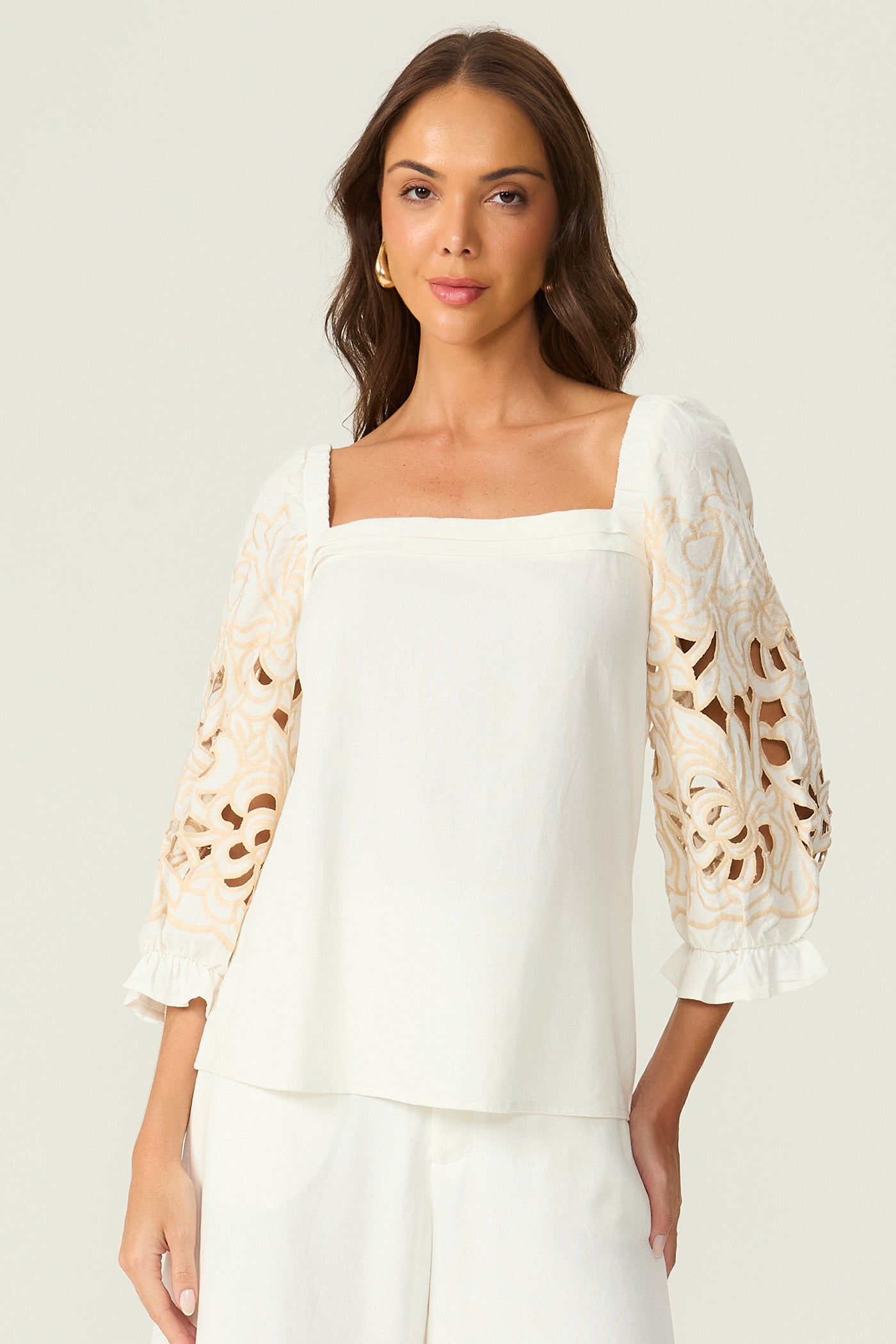 Blusa linho bordado Off white Fato Básico