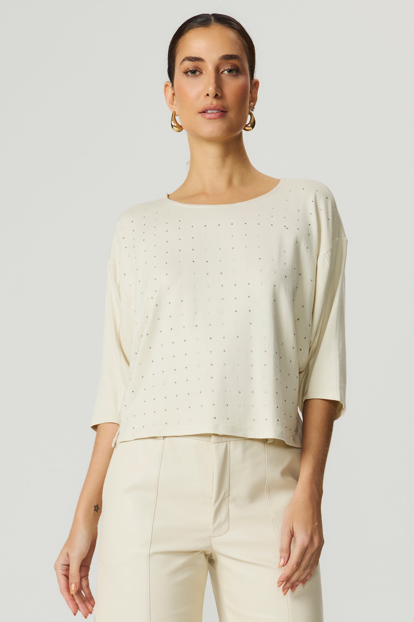 Blusa cristais na frente bege Fato Básico