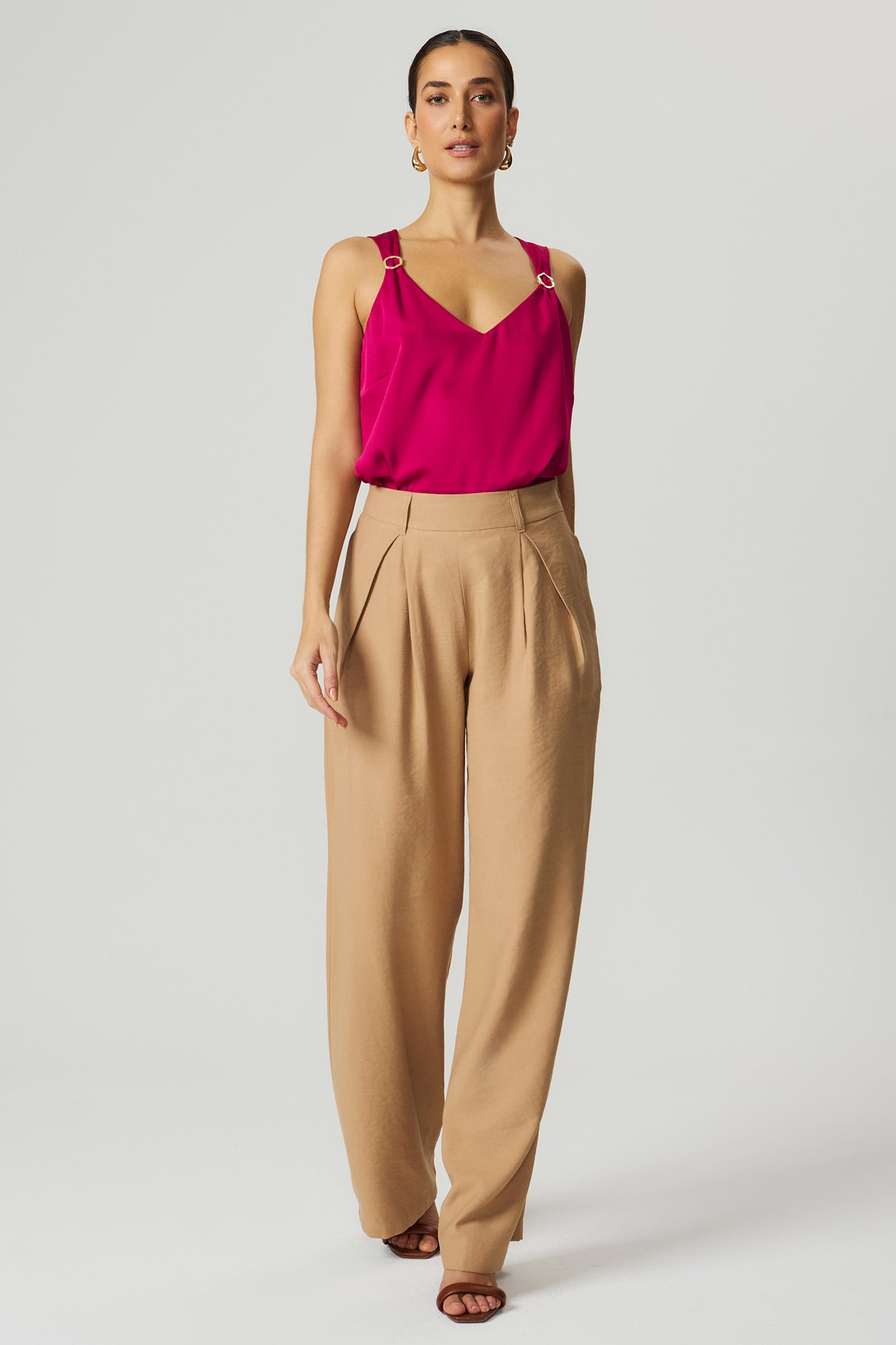 Blusa acetinada rosa Fato Básico