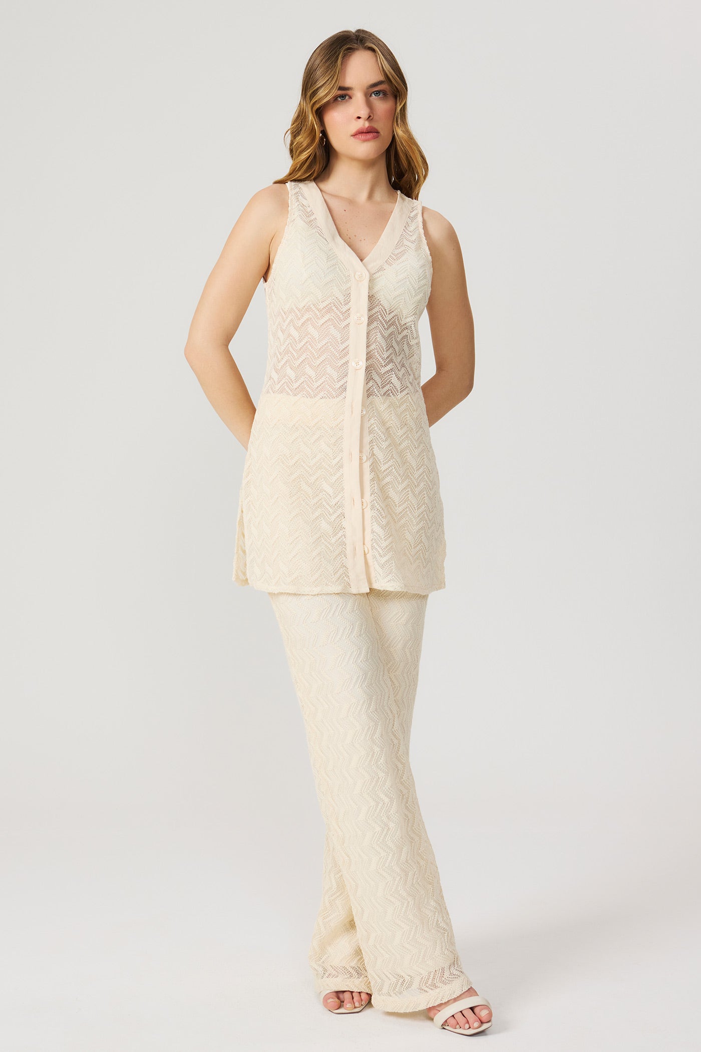 Blusa alongada crochet Fato Básico