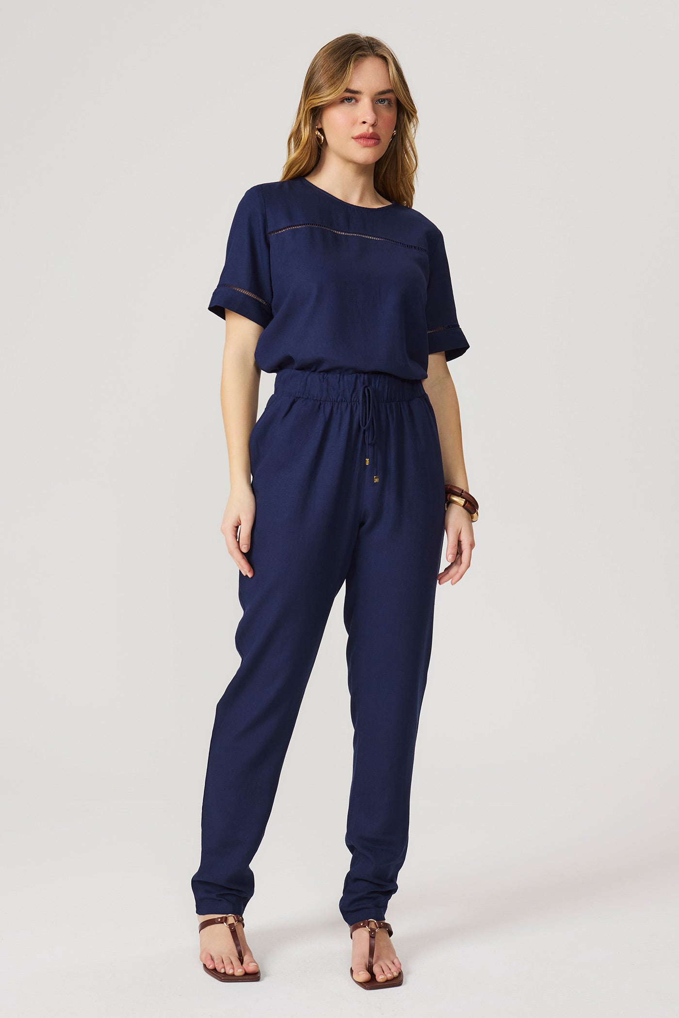 Blusa linho com entremeio marinho Fato Básico