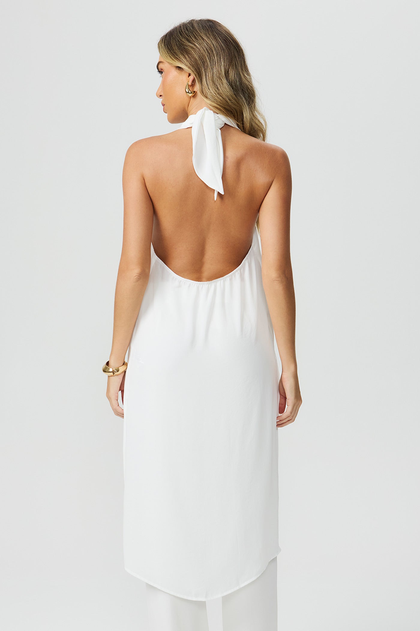 Blusa frente única alongada off white Fato Básico