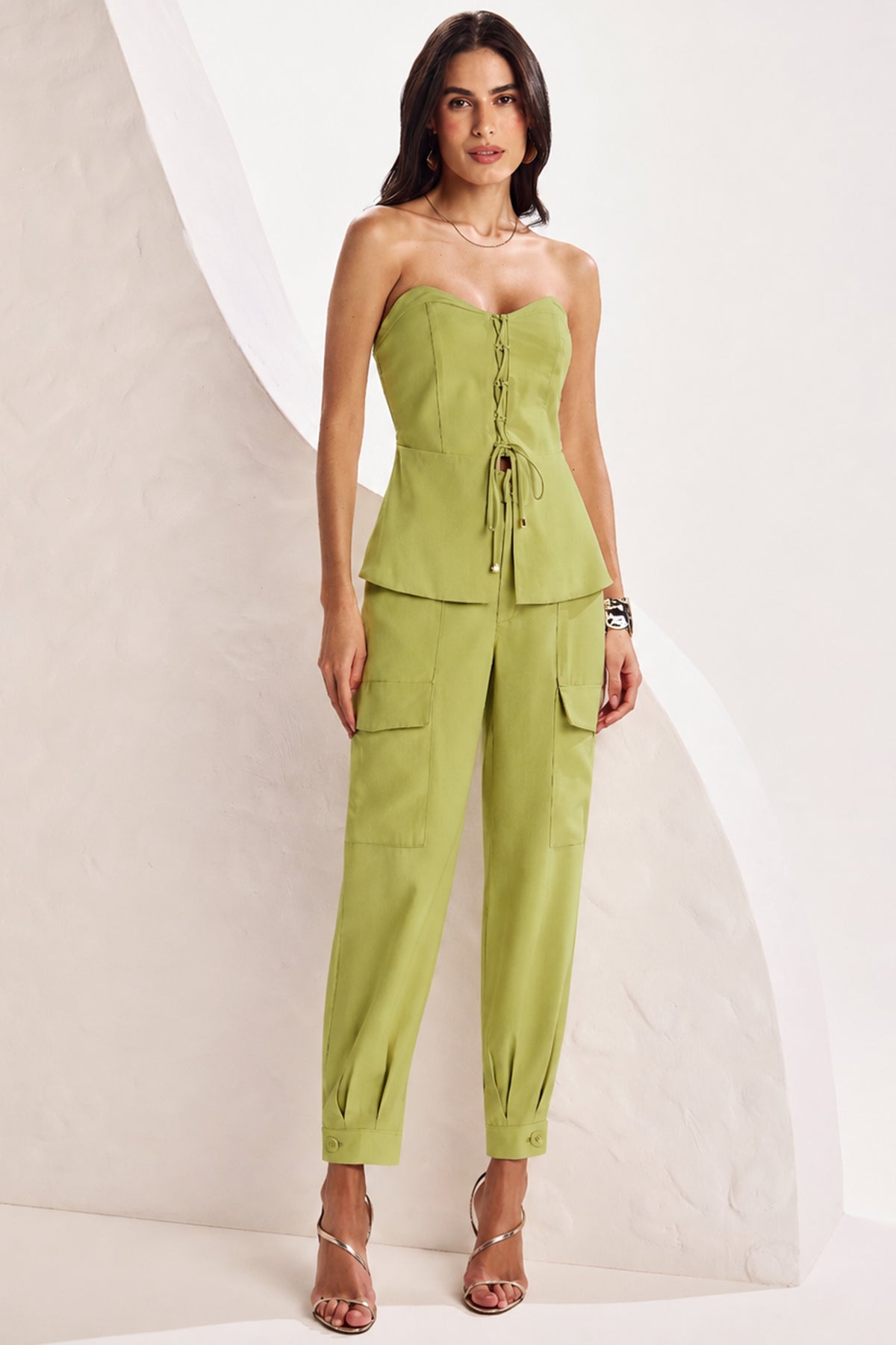 Blusa sem alça amarração verde Fato Básico