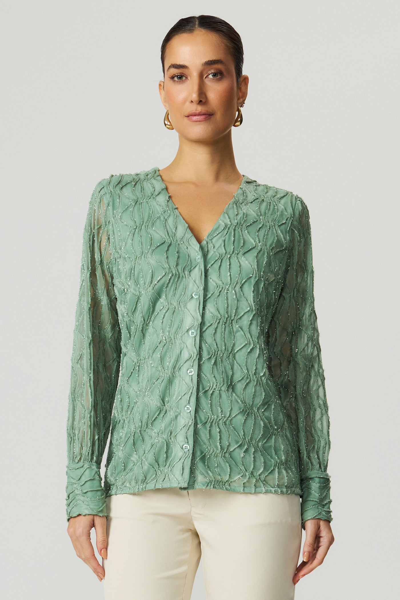 Camisa com textura brilho verde Fato Básico