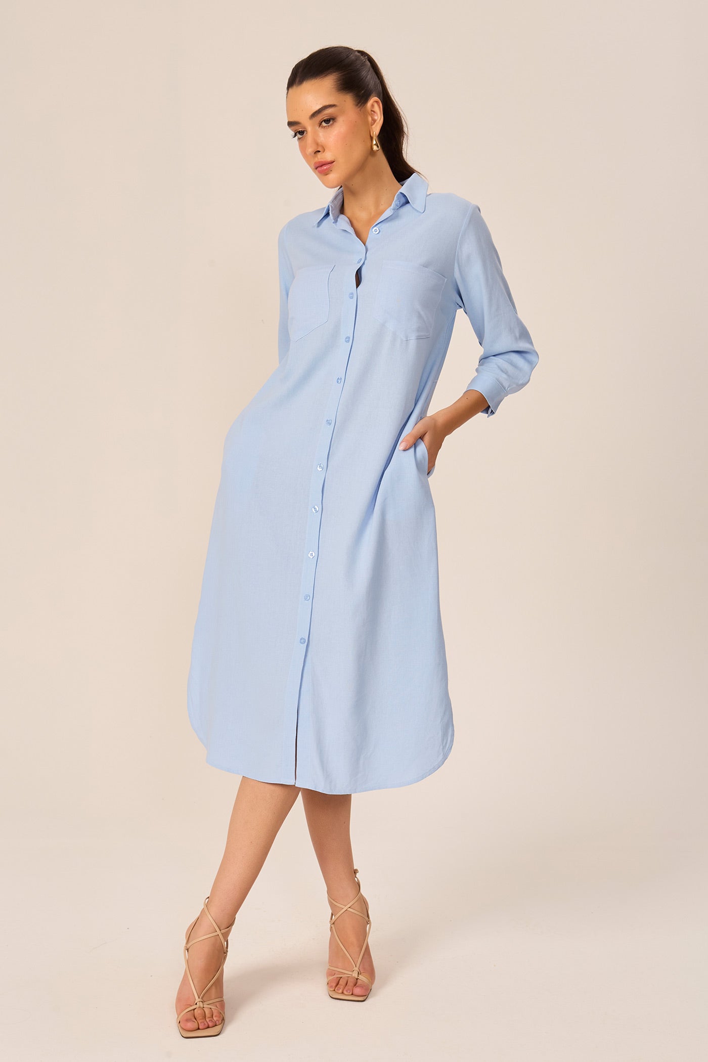 Vestido chemise linho azul céu Fato Básico