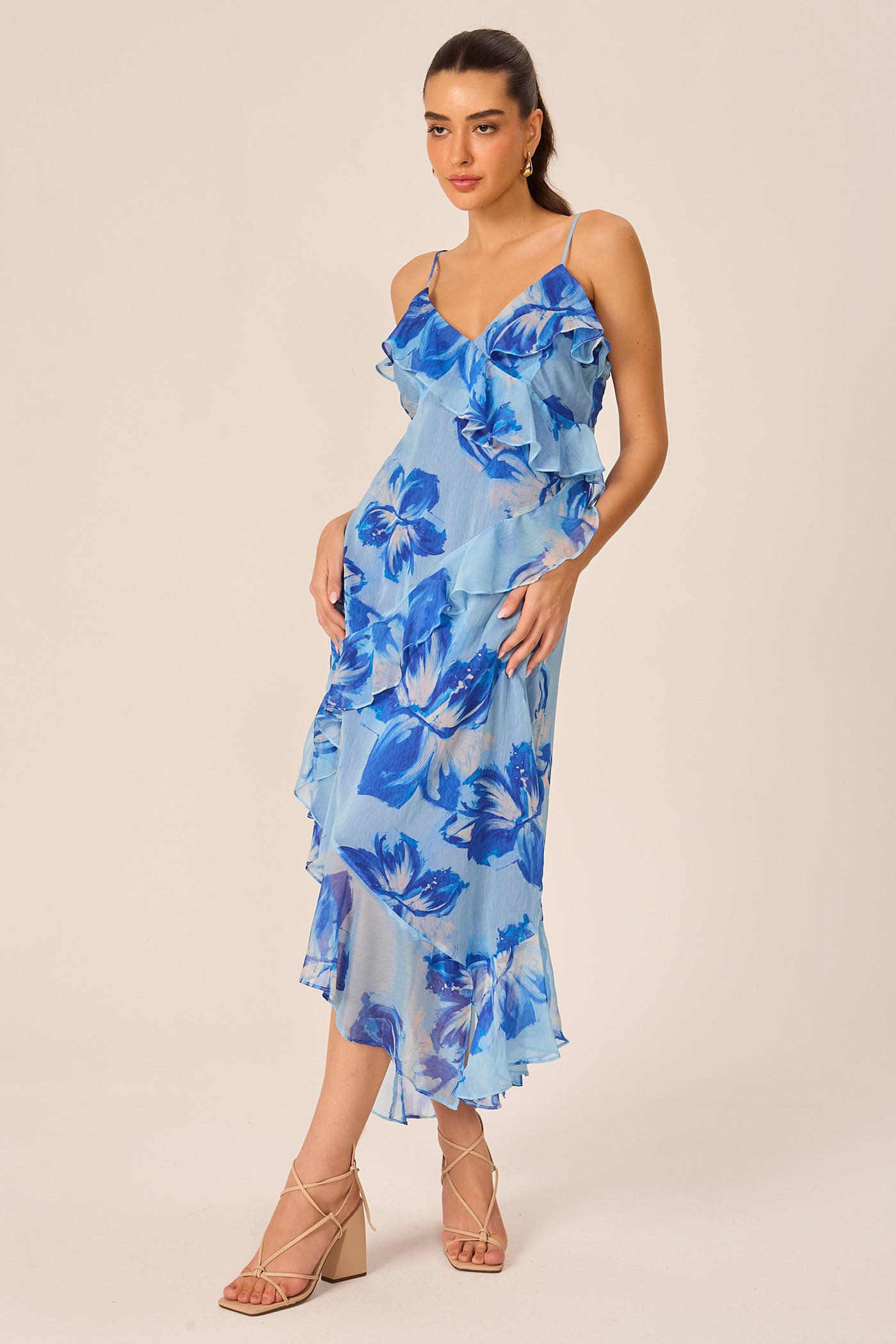 Vestido alça babado estampado azul Fato Básico