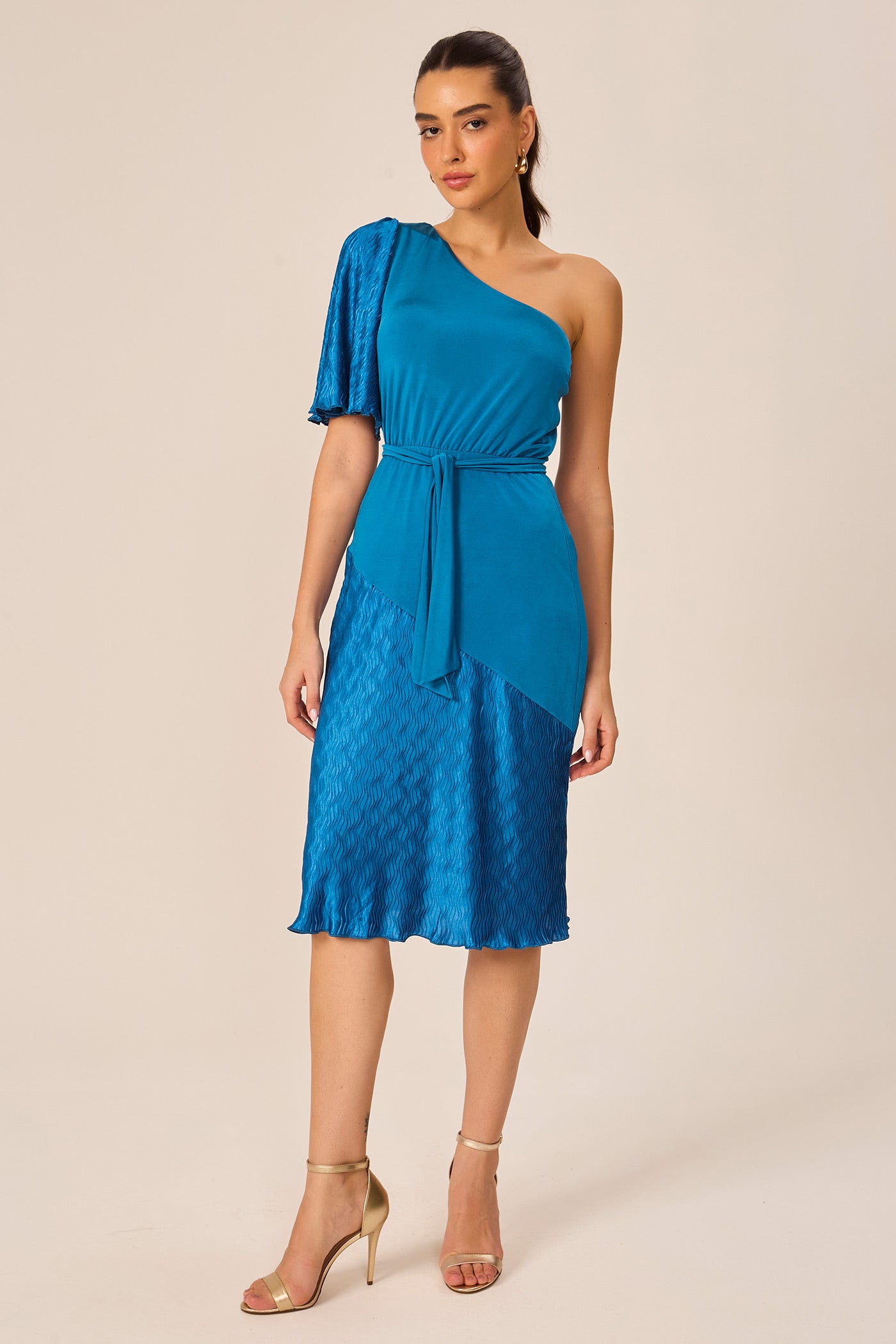 Vestido babado plissado azul Fato Básico
