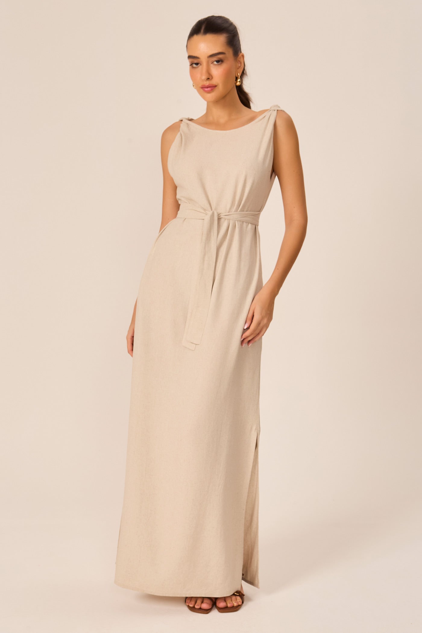 Vestido linho decote torcido natural Fato Básico