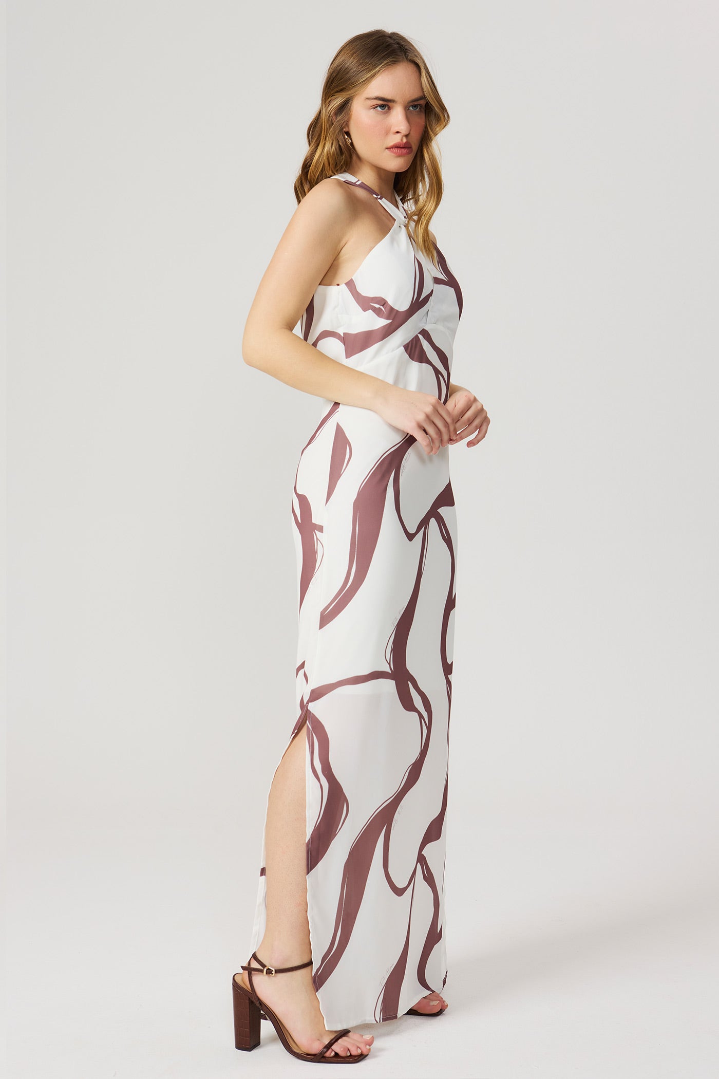 Vestido longo estampado Fato Básico