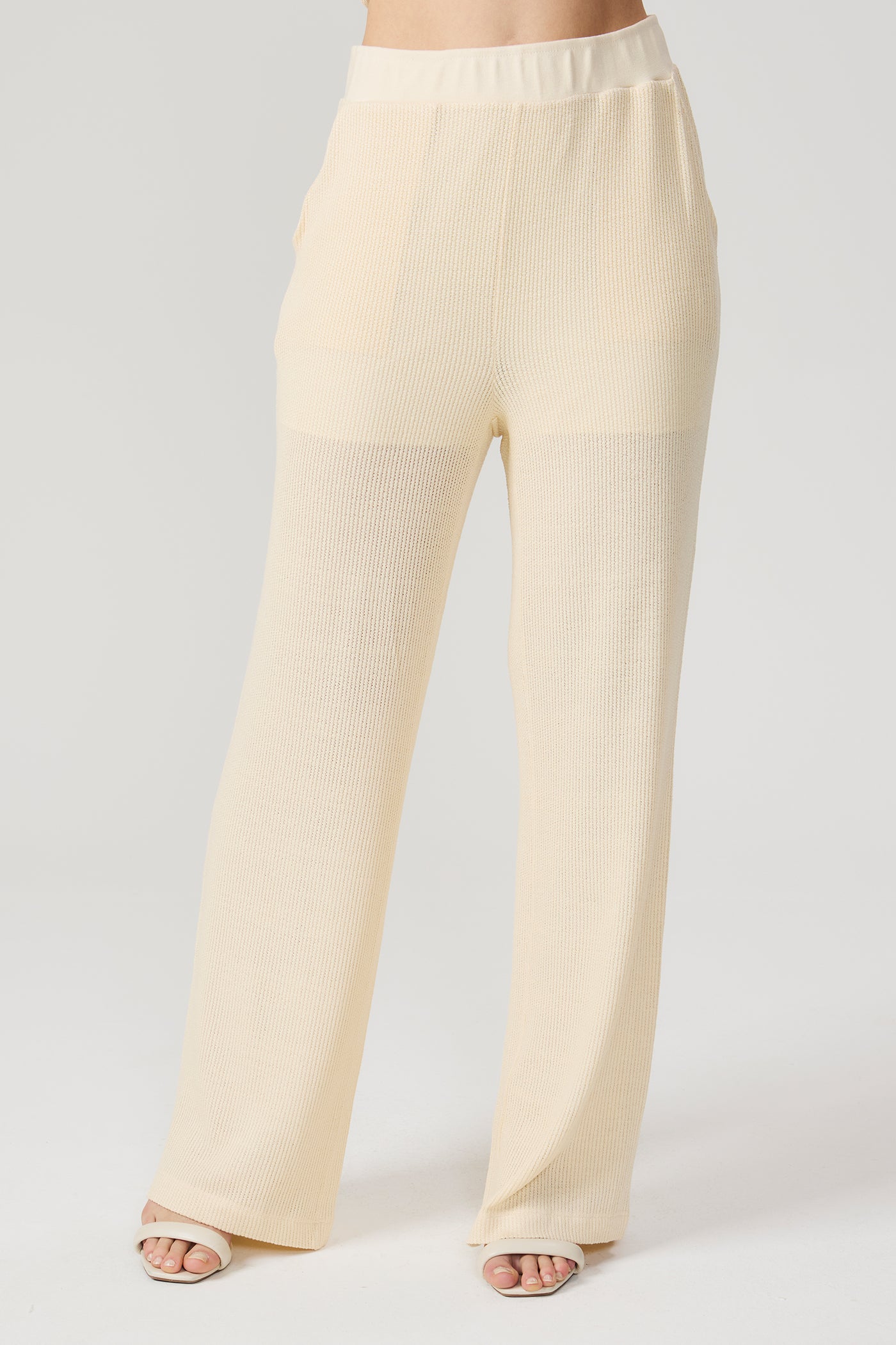 Calça wide leg malha tricot baunilha Fato Básico