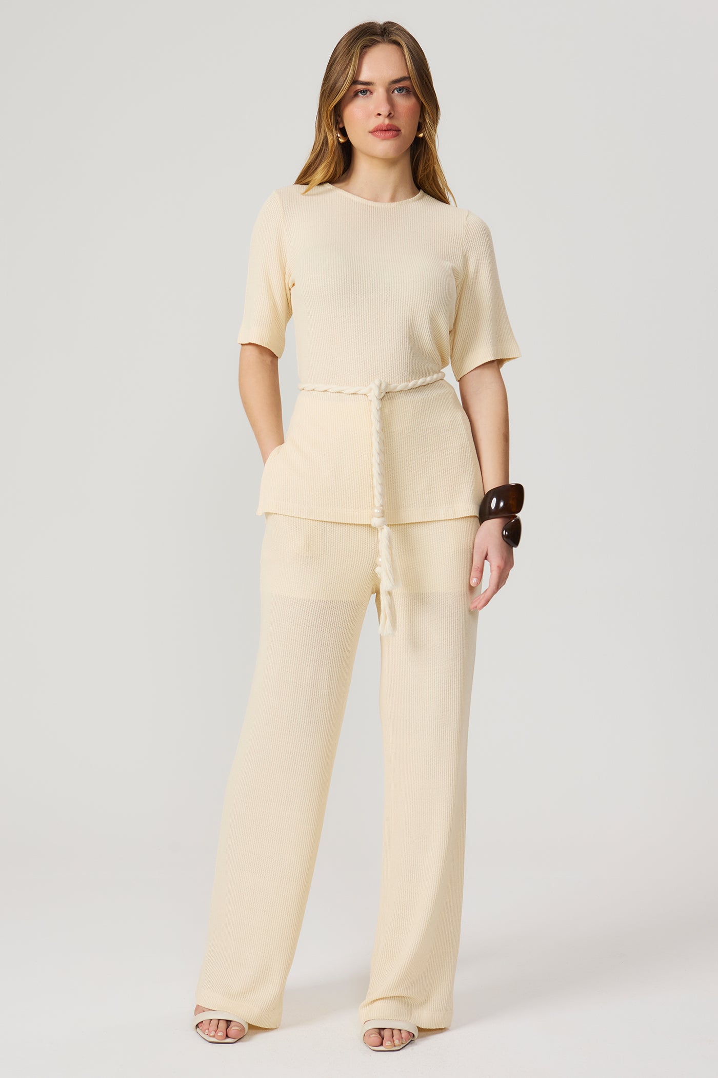Calça wide leg malha tricot baunilha Fato Básico