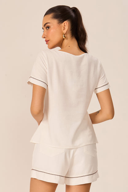 Blusa decote canoa linho off white Fato Básico