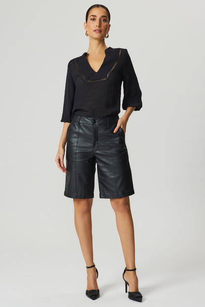 Blusa 3/4 entremeio preta Fato Básico