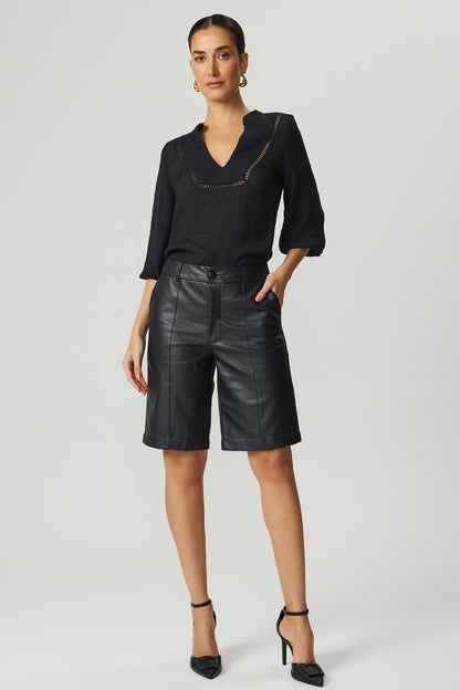 Blusa 3/4 entremeio preta Fato Básico