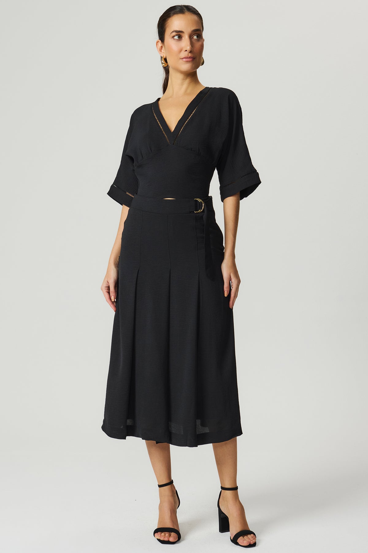 Blusa detalhe entremeio preto Fato Básico