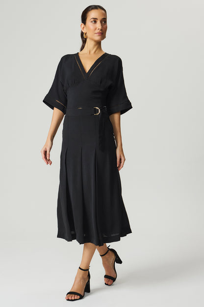 Blusa detalhe entremeio preto Fato Básico