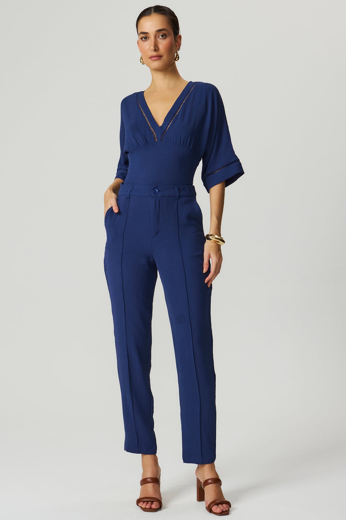 Blusa detalhe entremeio azul marinho Fato Básico