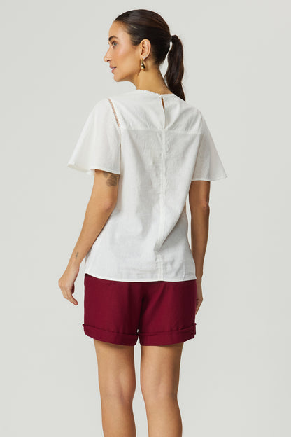 Blusa linho detalhe entremeio Fato Básico