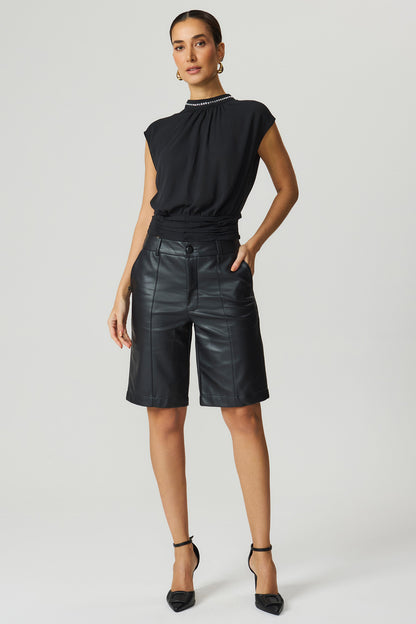 Blusa gola aviamento preto Fato Básico