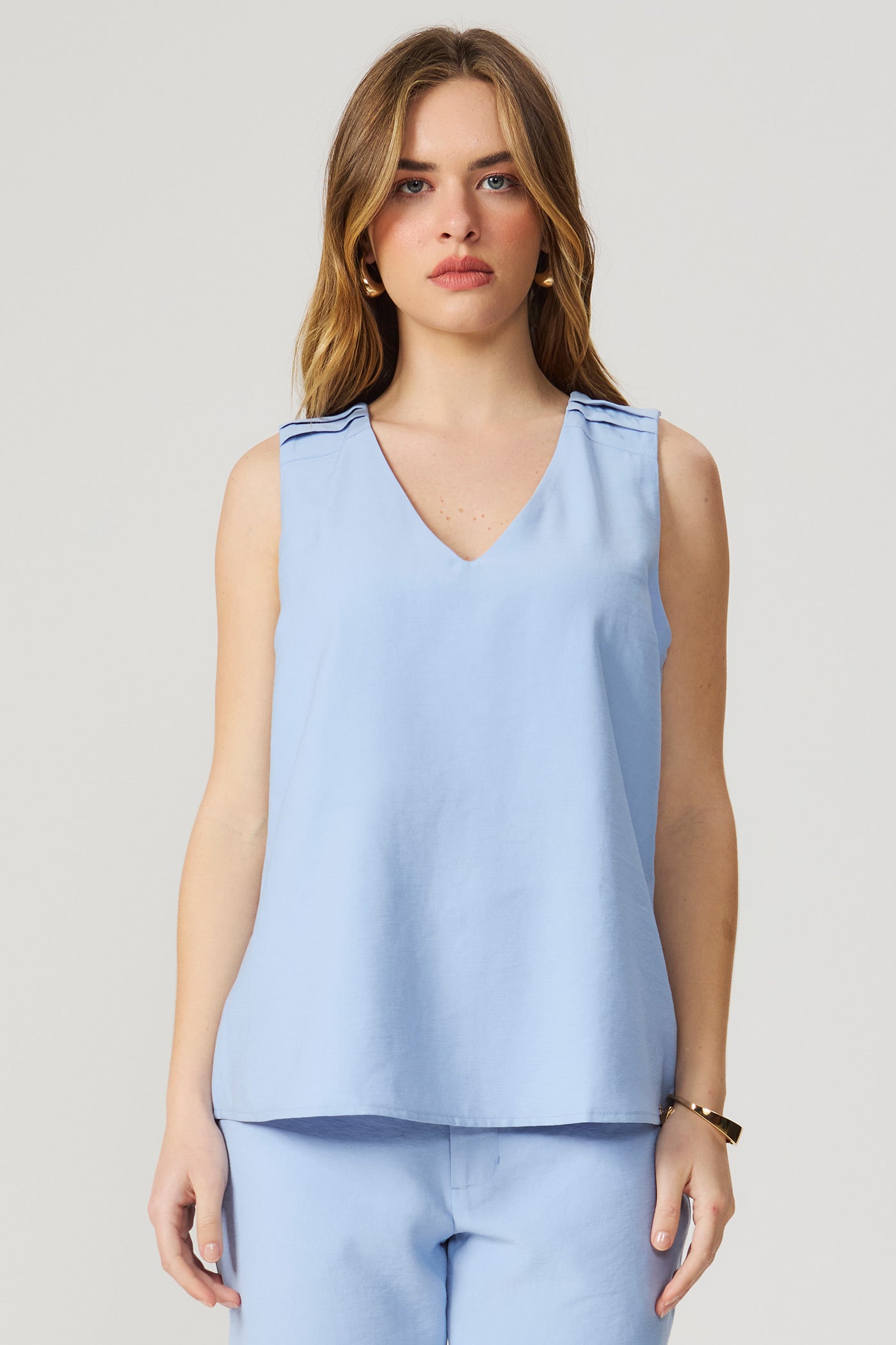 Blusa regata azul Fato Básico