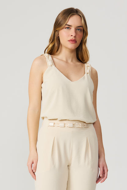 Blusa de alça cor aveia com detalhe Fato Básico