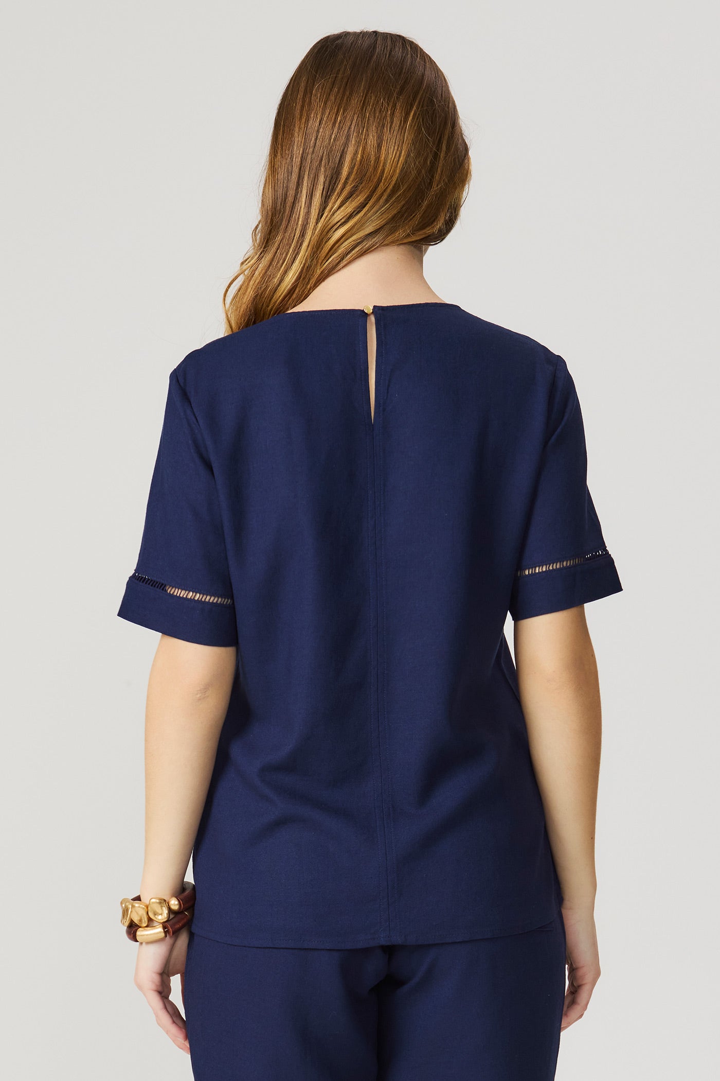 Blusa linho com entremeio marinho Fato Básico