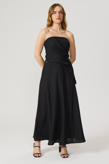 Blusa assimétrica linho preto Fato Básico