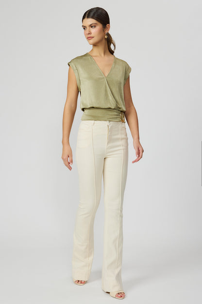 Blusa transpassada verde feminina Fato Básico