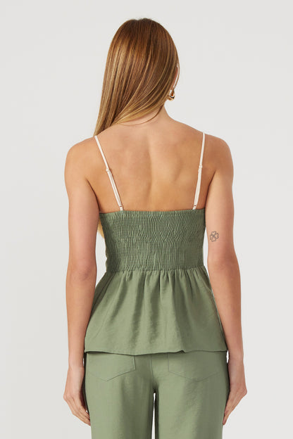 Blusa alongada verde Fato Básico
