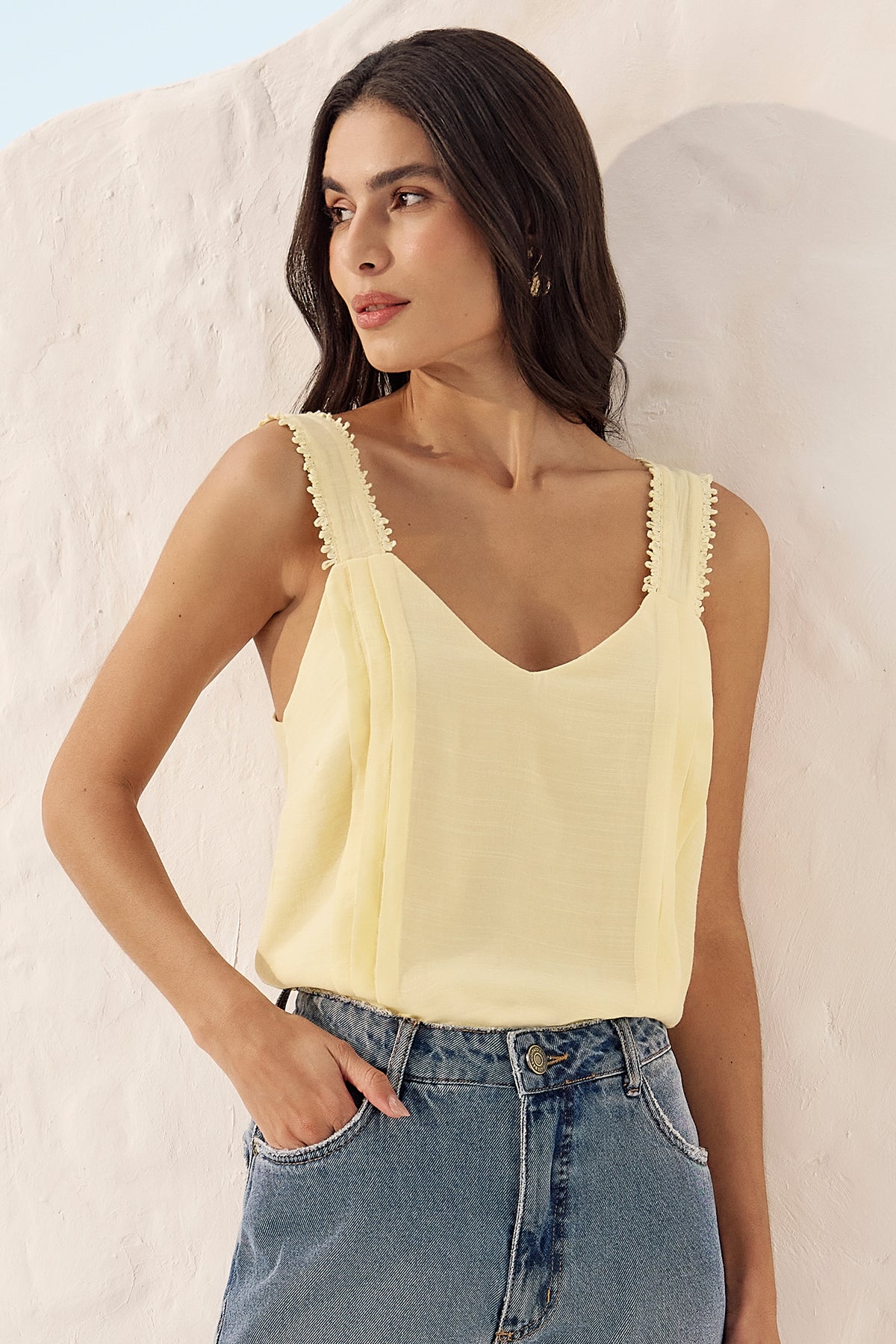 Blusa alça renda Fato Básico