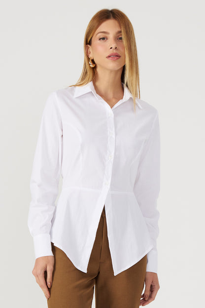 Camisa recortes frente branca Fato Básico