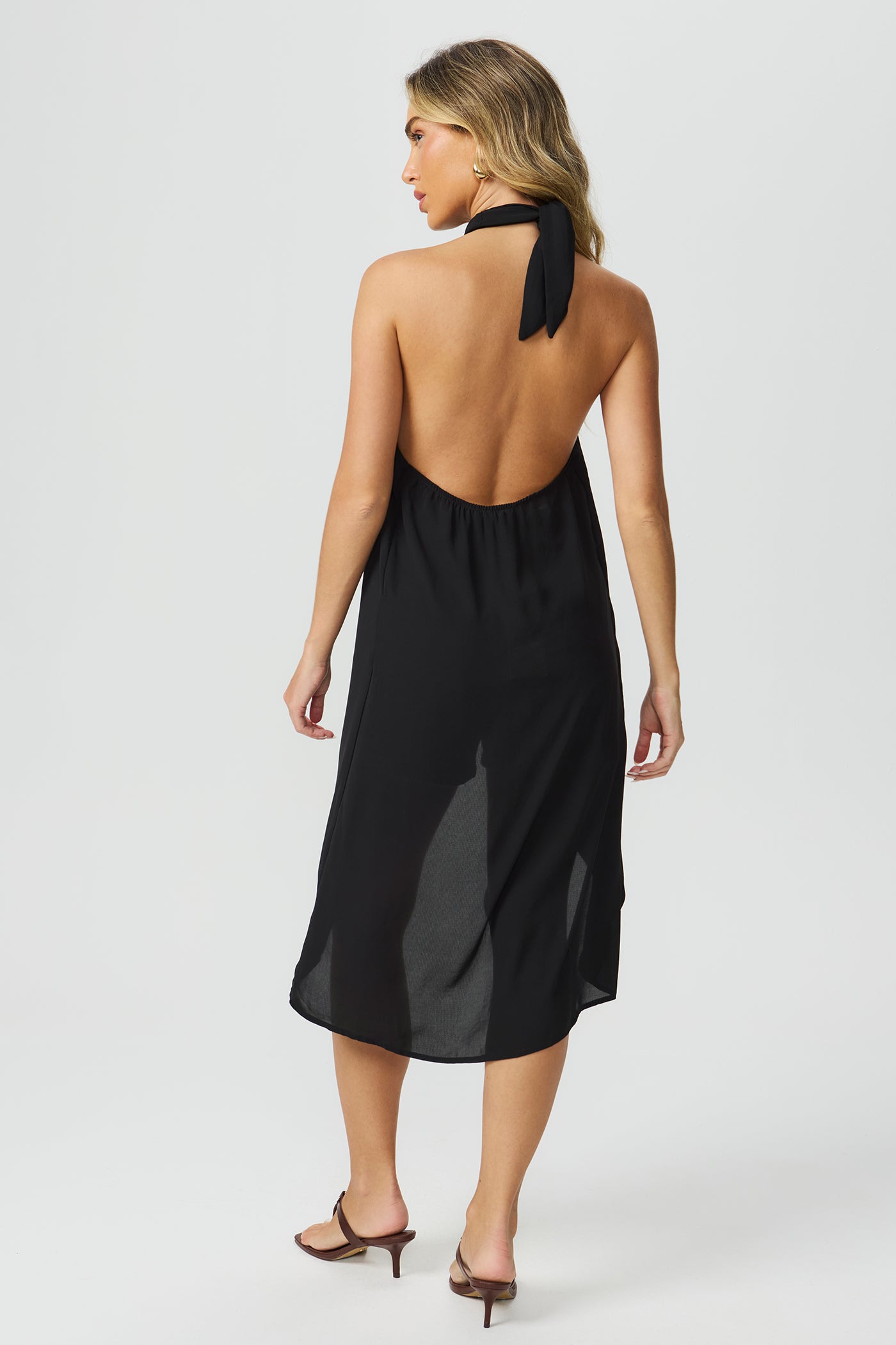 Blusa alongada frente única Preta Fato Básico