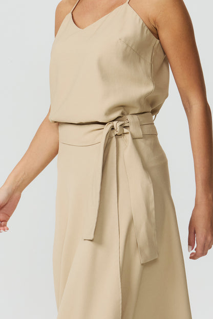 Saia midi transpassada bege Fato Básico