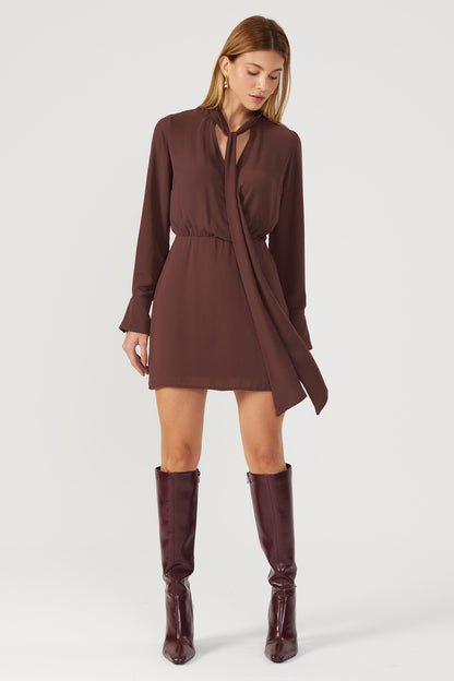 Vestido curto manga longa marrom Fato Básico