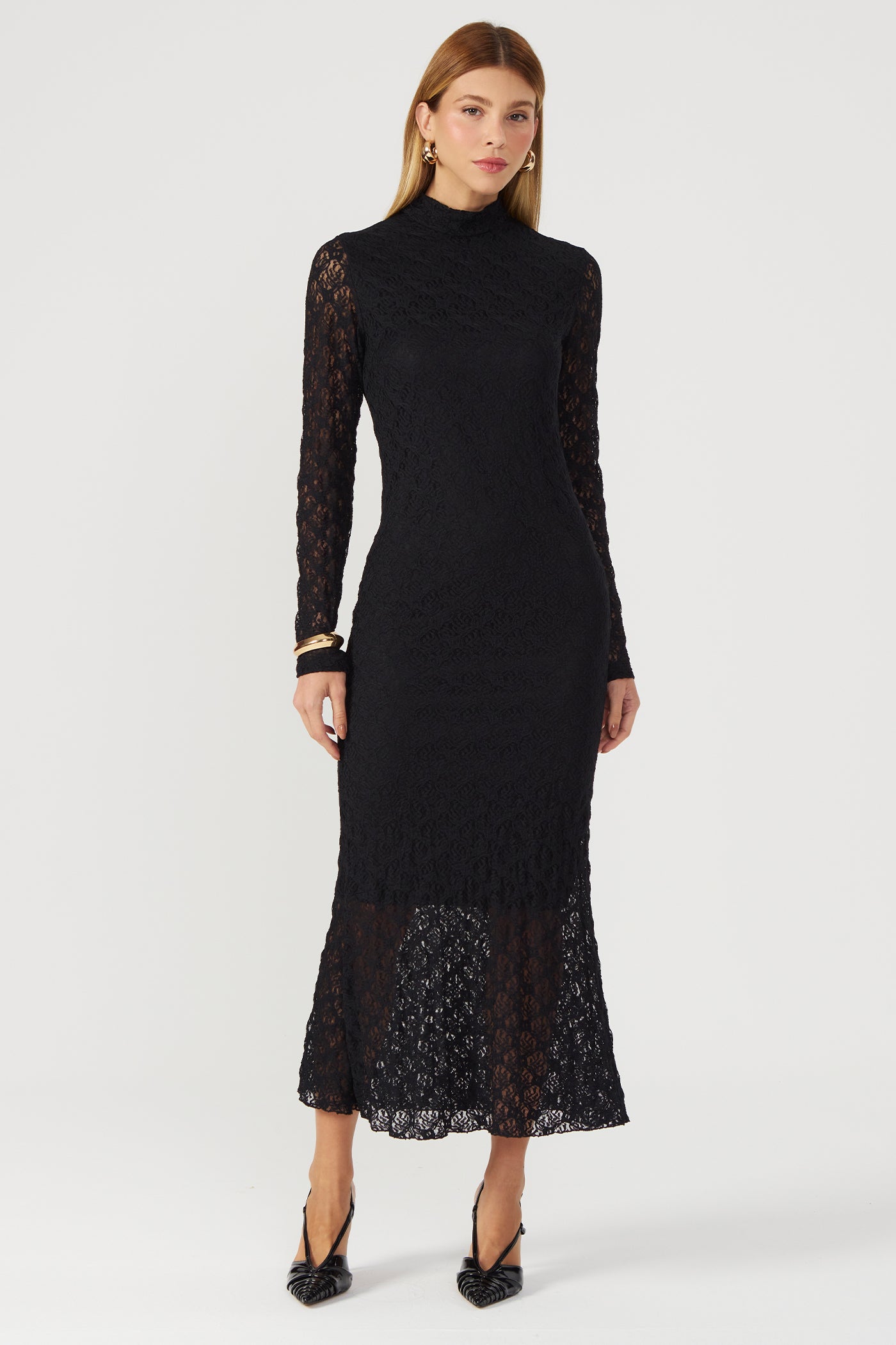 Vestido gola alta renda preto Fato Básico