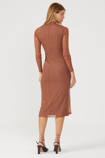 Vestido liso tule marrom Fato Básico