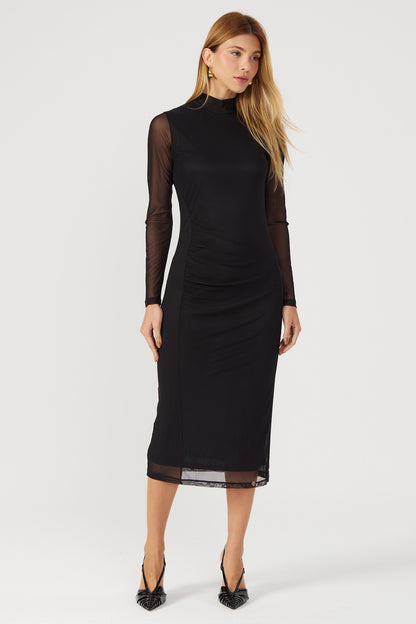 Vestido tule liso preto Fato Básico