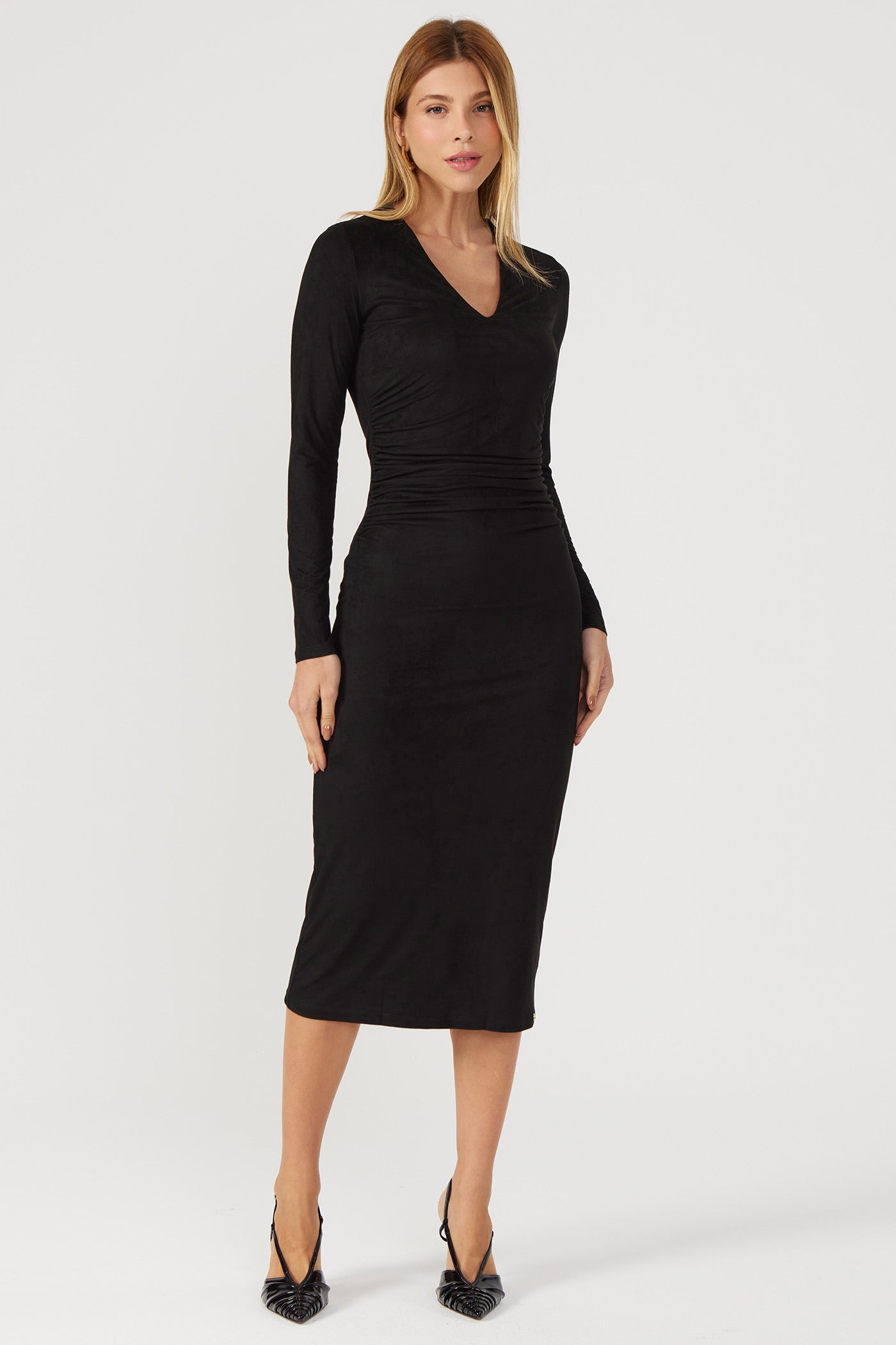 Vestido midi suede preto Fato Básico