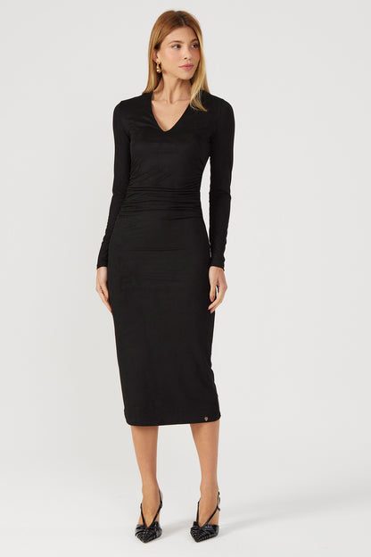Vestido midi suede preto Fato Básico