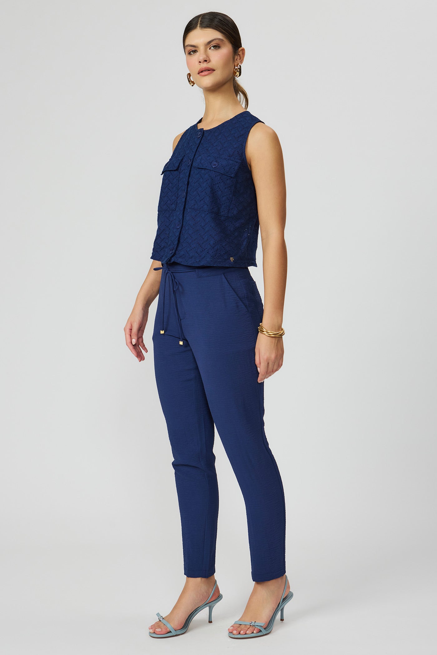 Calça jogger marinho Fato Básico