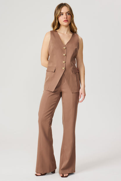 Calça alfaiataria bootcut marrom Fato Básico