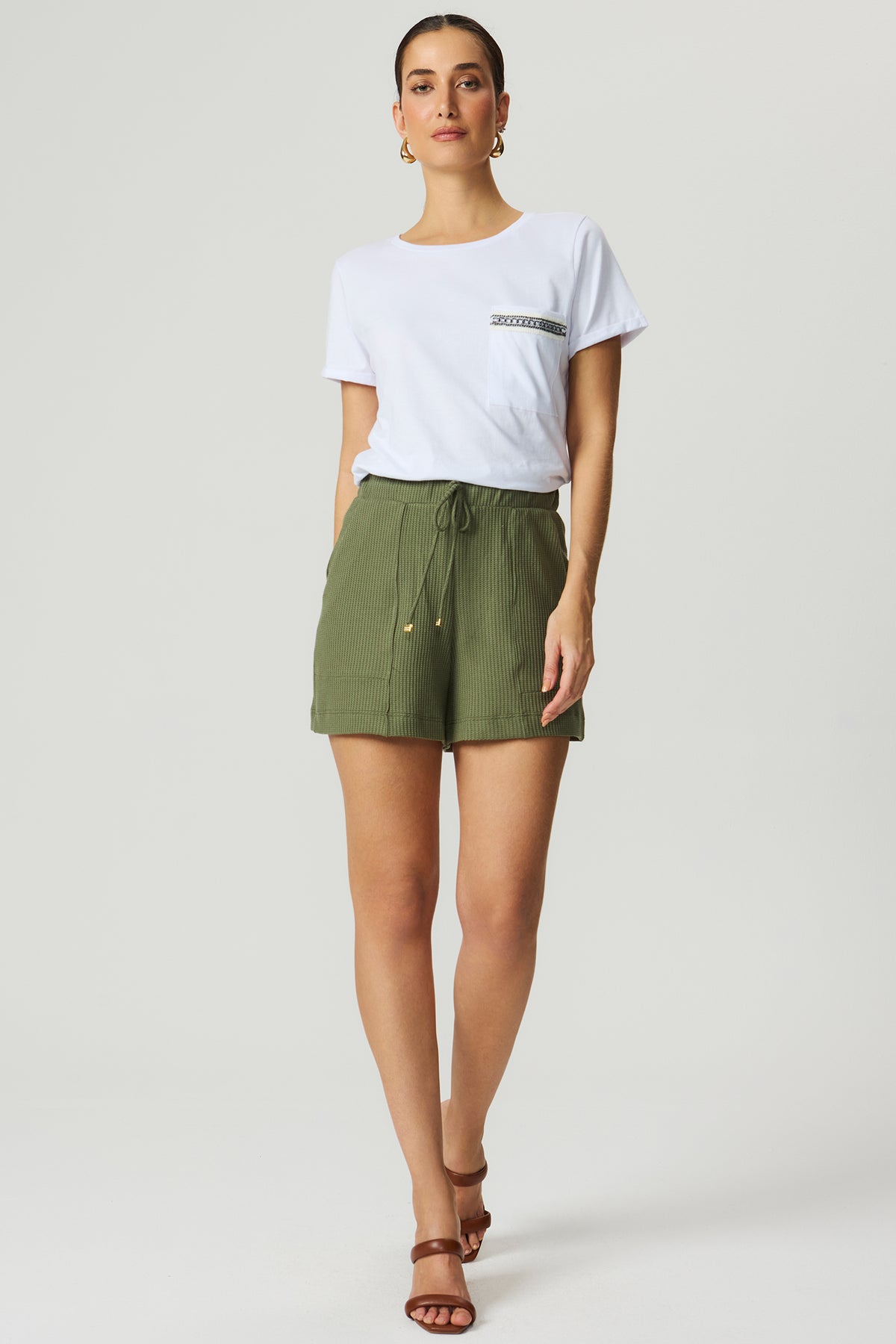 Short malha texturizada cós elástico verde Fato Básico