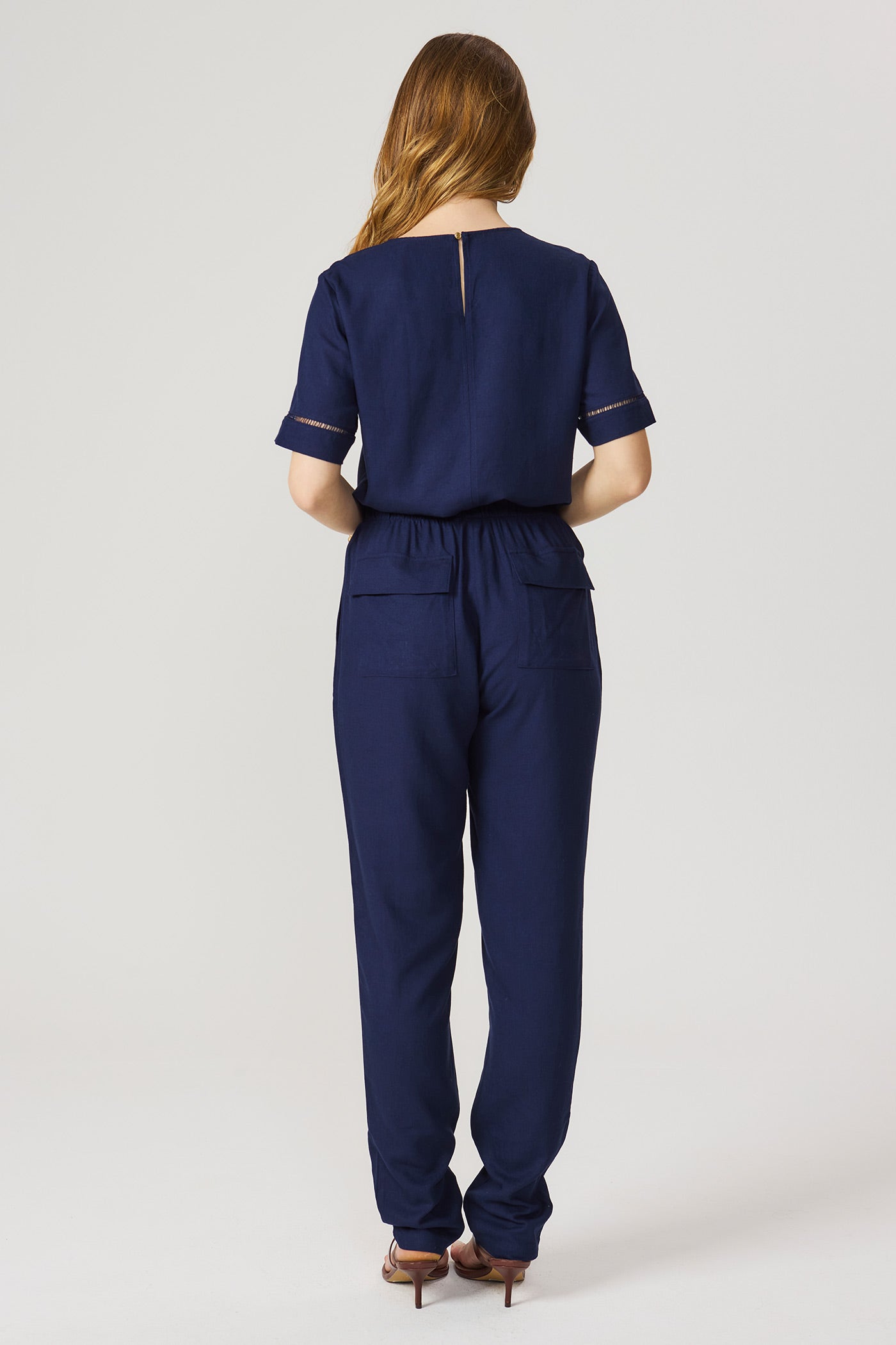 Calça linho marinho Fato Básico