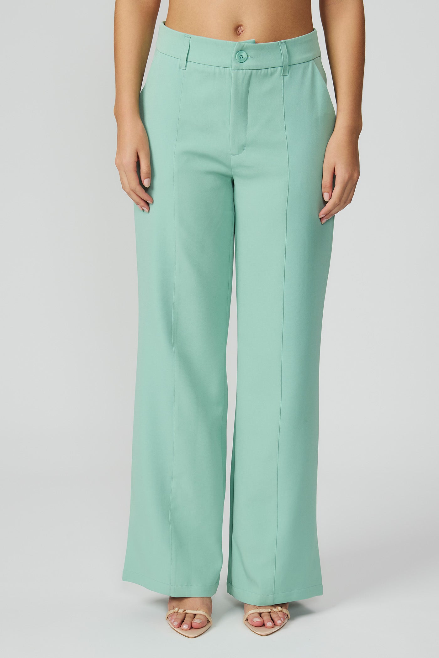 Calça alfaiataria wide verde feminina Fato Básico