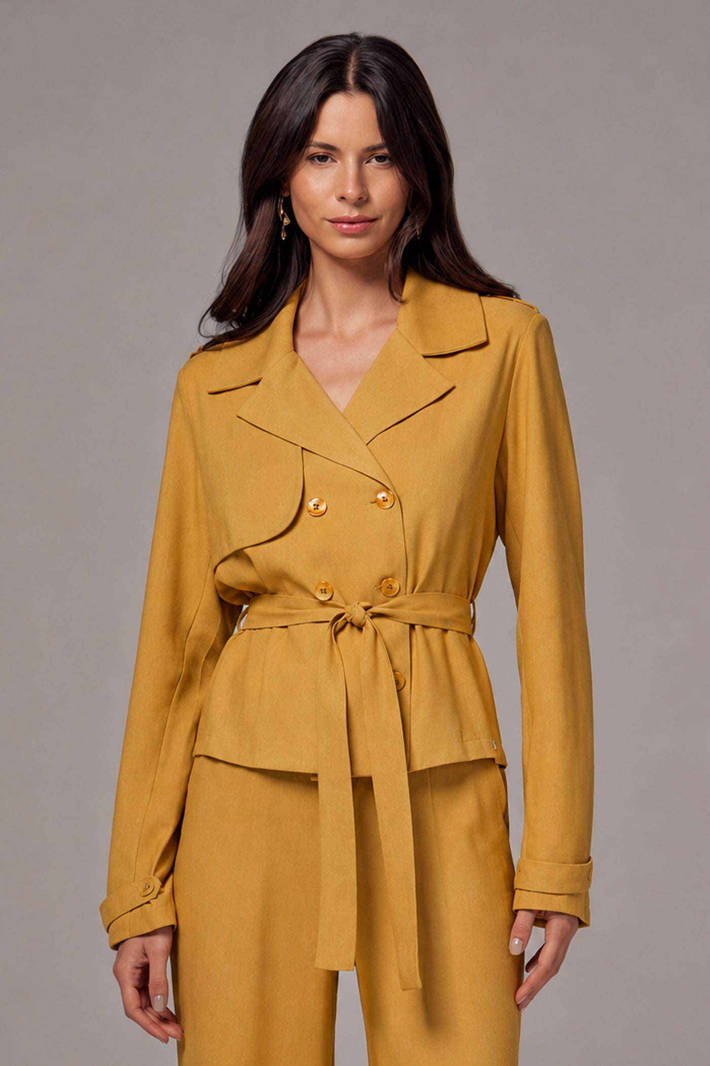 Casaco trench coat curto caqui Fato Básico