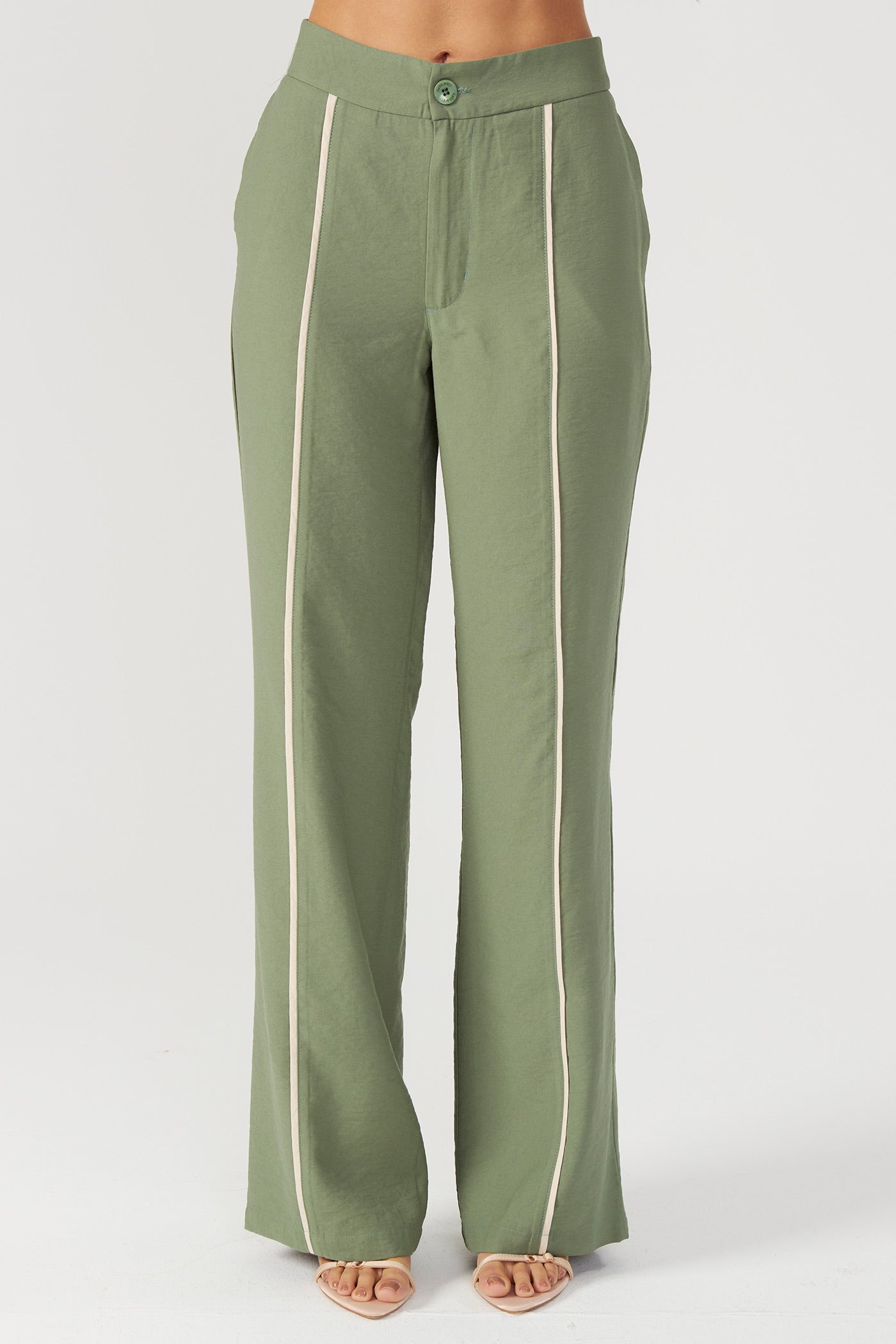 Calça pantalona com vivo verde Fato Básico